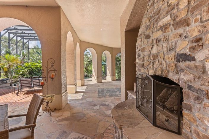 Image No.48-5 Bed Property for sale