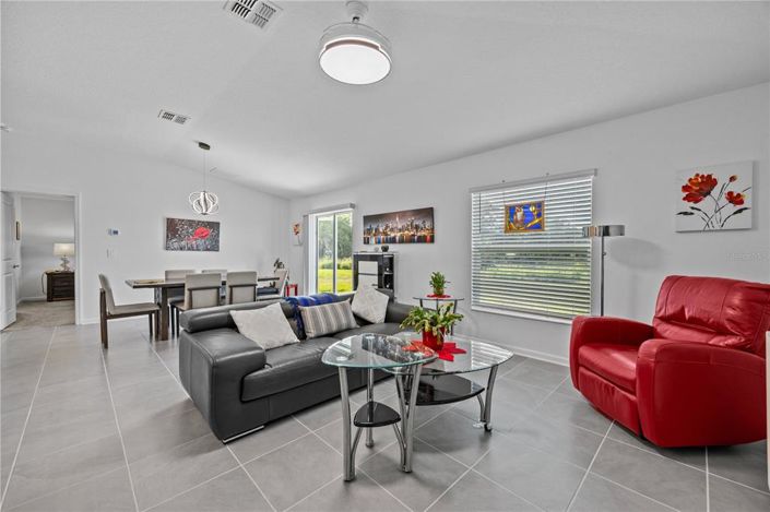 Image No.6-3 Bed Property for sale