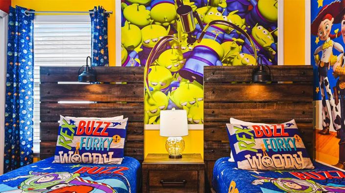 Image No.13-8 Bed Property for sale