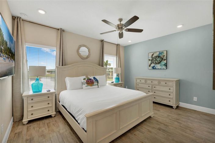 Image No.12-3 Bed Townhouse for sale