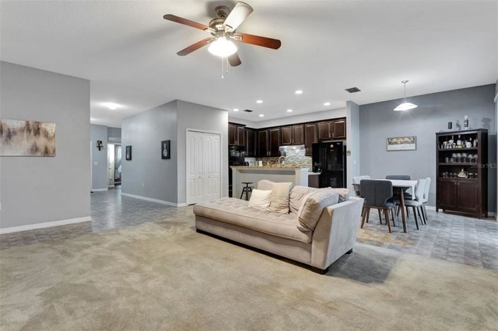 Image No.7-4 Bed Property for sale