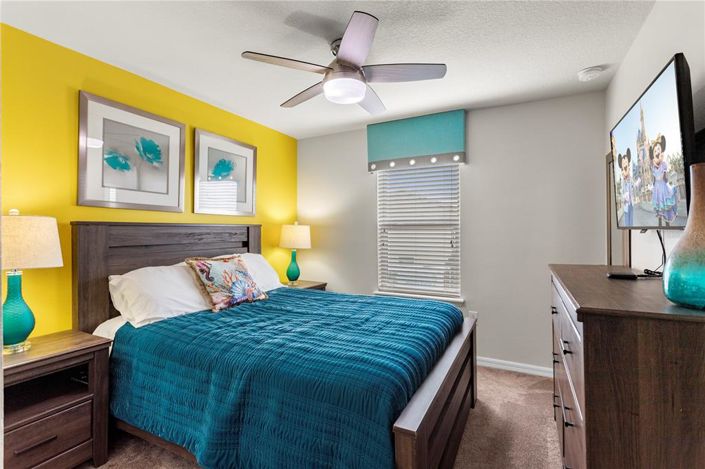 Image No.16-5 Bed Townhouse for sale