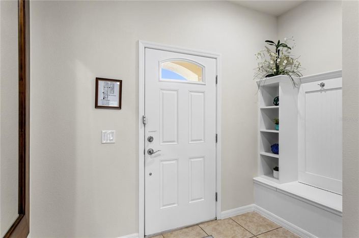 Image No.2-5 Bed Townhouse for sale