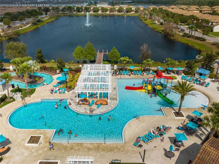 Image No.45-5 Bed Townhouse for sale