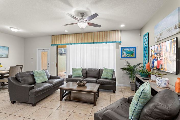 Image No.5-5 Bed Townhouse for sale