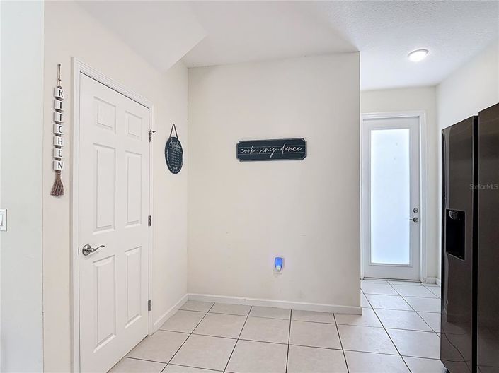 Image No.8-5 Bed Property for sale