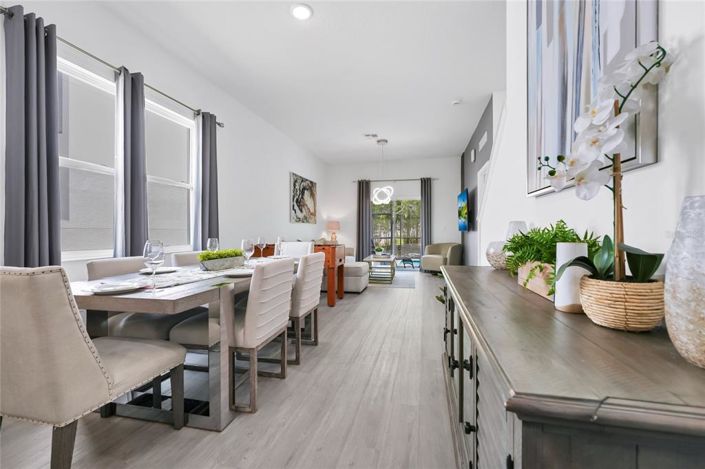 Image No.11-5 Bed Townhouse for sale