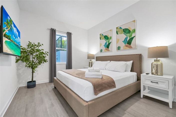 Image No.26-5 Bed Townhouse for sale