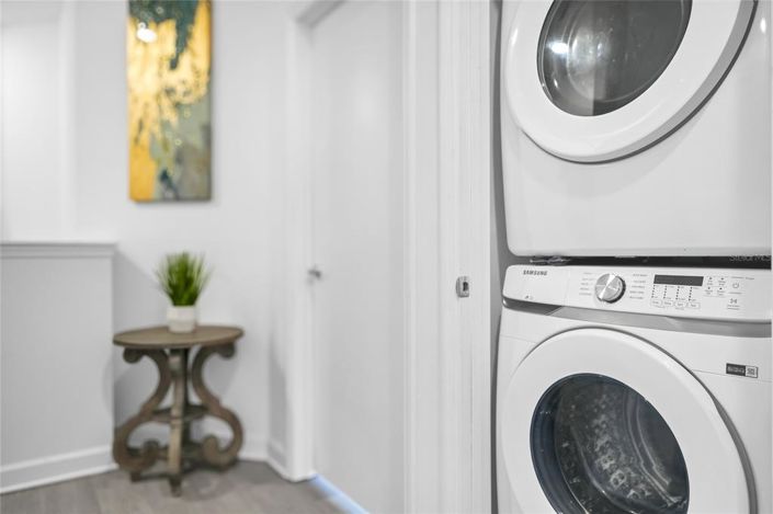 Image No.41-5 Bed Townhouse for sale