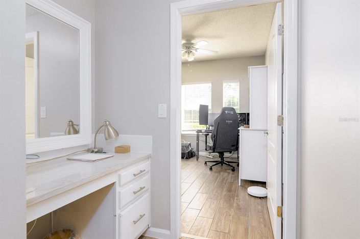 Image No.8-2 Bed Property for sale