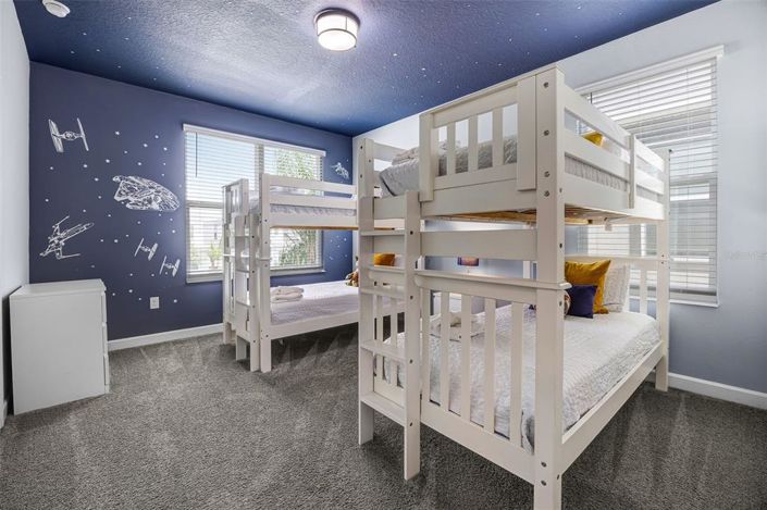 Image No.24-5 Bed Property for sale