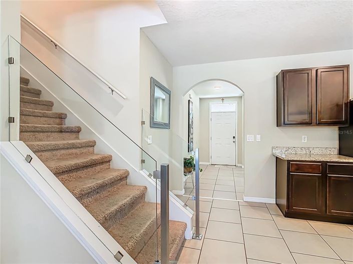 Image No.28-5 Bed Property for sale