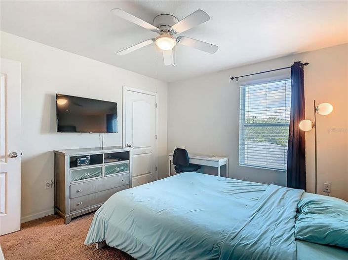 Image No.37-5 Bed Property for sale