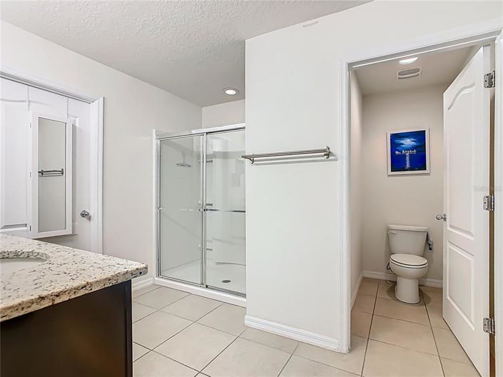 Image No.42-5 Bed Property for sale