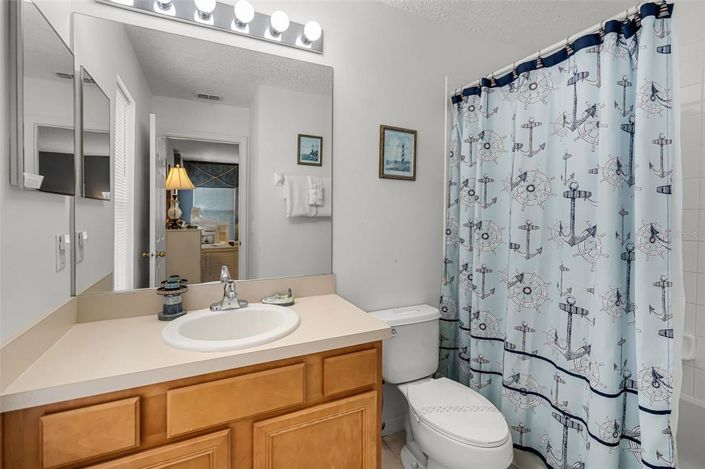 Image No.11-6 Bed Property for sale