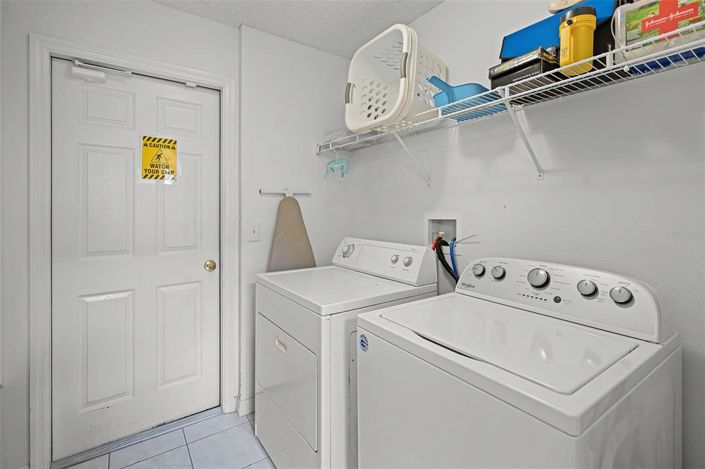 Image No.27-6 Bed Property for sale