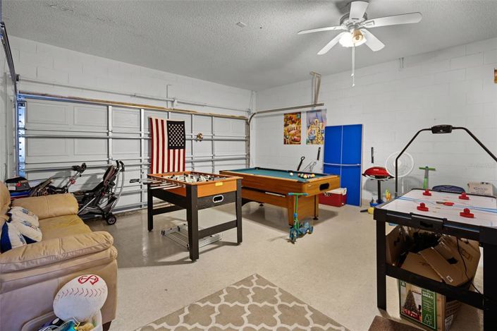 Image No.28-6 Bed Property for sale