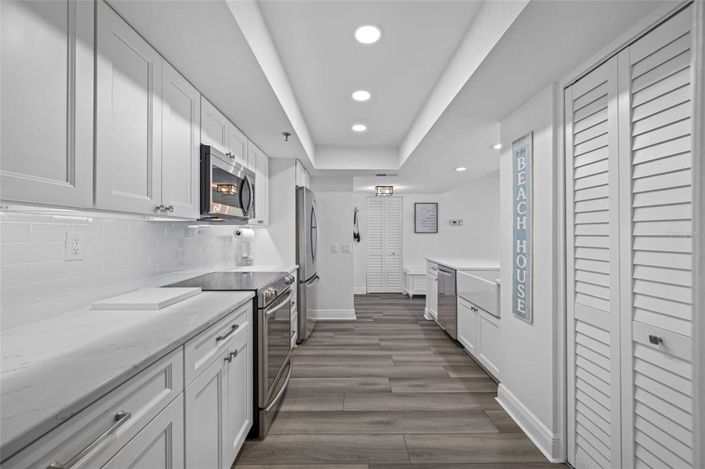 Image No.11-2 Bed Property for sale