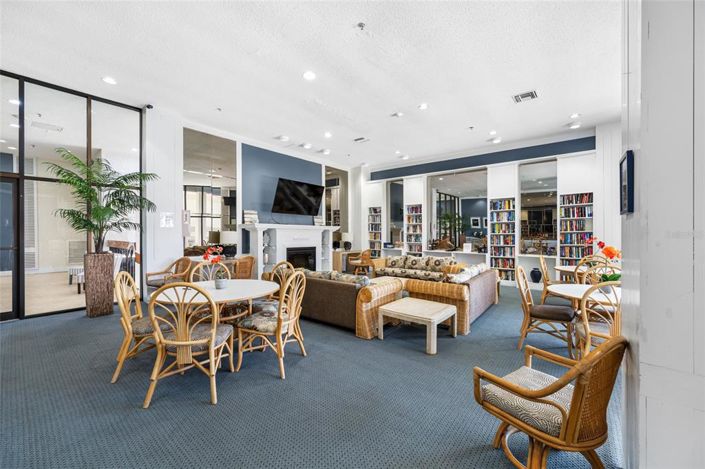 Image No.42-2 Bed Property for sale