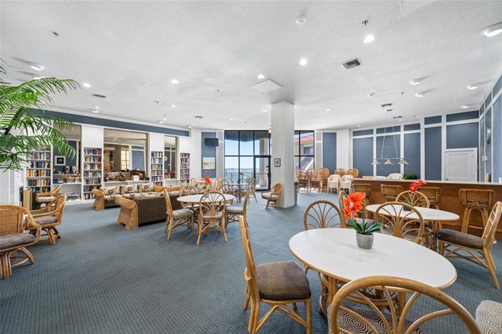 Image No.44-2 Bed Property for sale