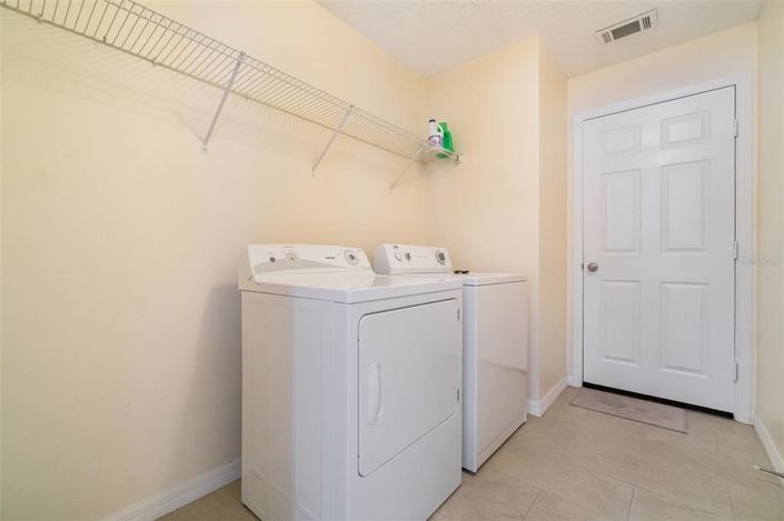 Image No.20-4 Bed Property for sale