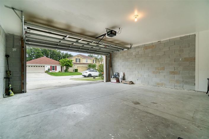 Image No.33-4 Bed Property for sale