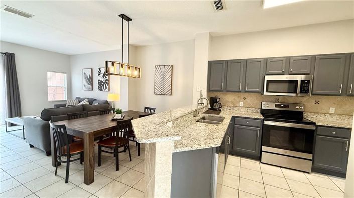 Image No.3-3 Bed Townhouse for sale