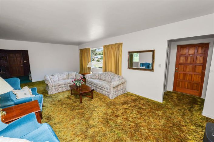 Image No.6-3 Bed Property for sale