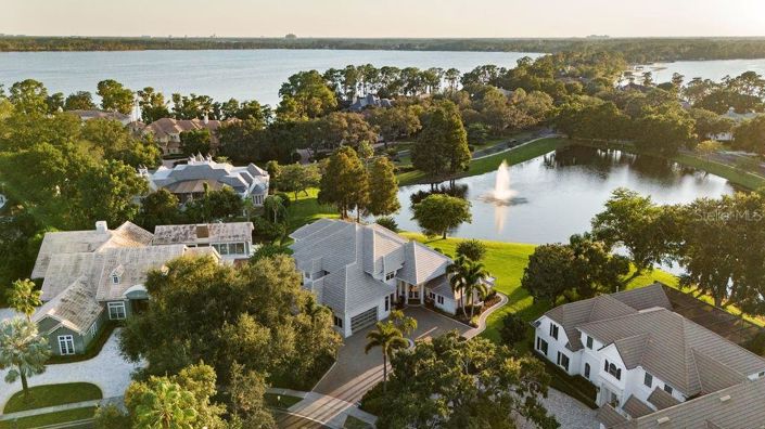 Image No.2-5 Bed Property for sale