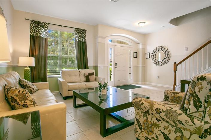 Image No.11-6 Bed Property for sale