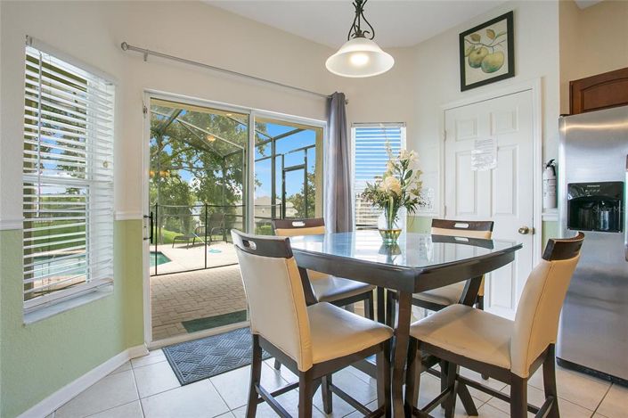 Image No.7-6 Bed Property for sale