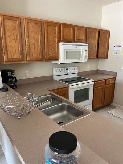 Image No.2-3 Bed Townhouse for sale