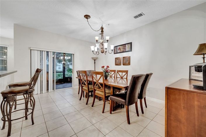 Image No.10-3 Bed Property for sale