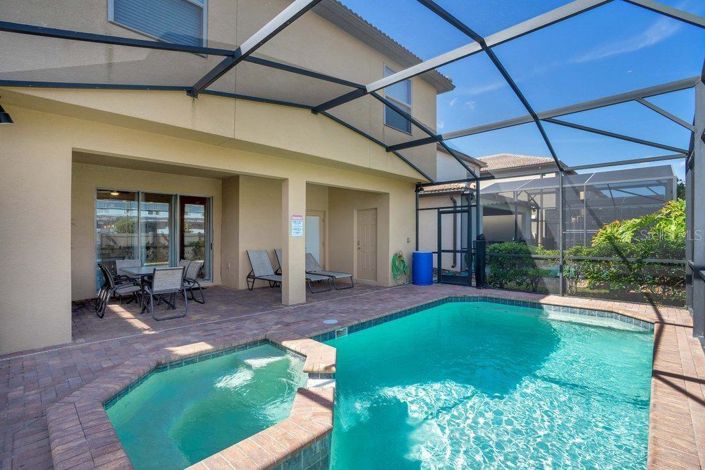 Image No.31-6 Bed Property for sale