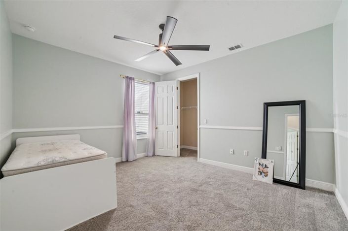 Image No.15-5 Bed Property for sale