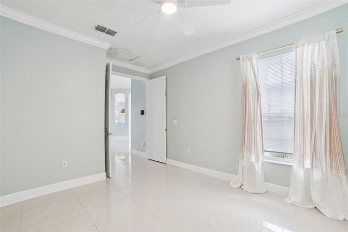 Image No.21-5 Bed Property for sale