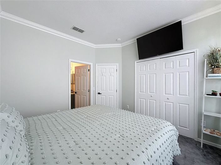 Image No.37-4 Bed Property for sale