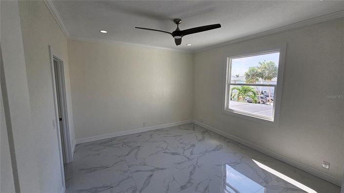 Image No.39-6 Bed Property for sale