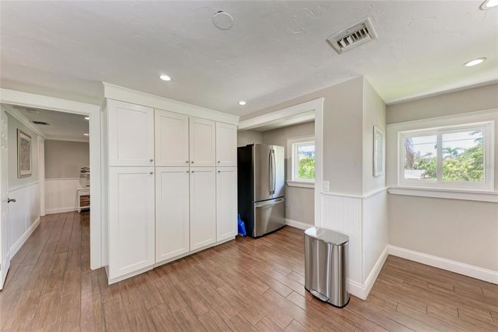 Image No.29-5 Bed Property for sale