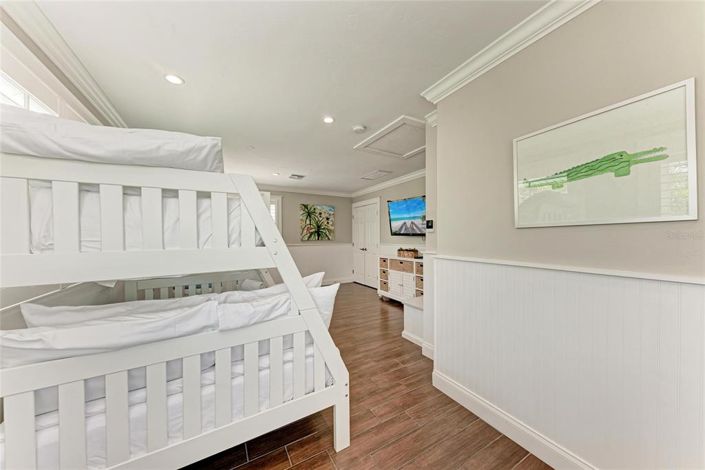 Image No.45-5 Bed Property for sale