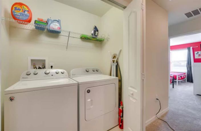 Image No.24-4 Bed Townhouse for sale