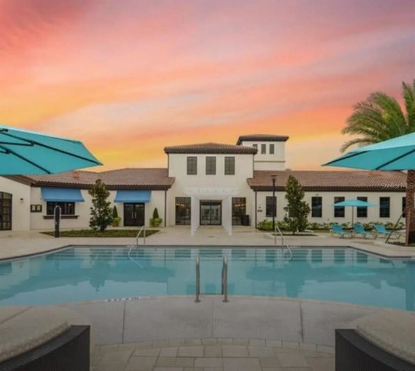 Image No.7-4 Bed Townhouse for sale