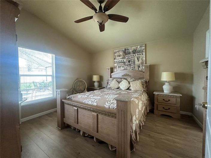 Image No.17-4 Bed Property for sale