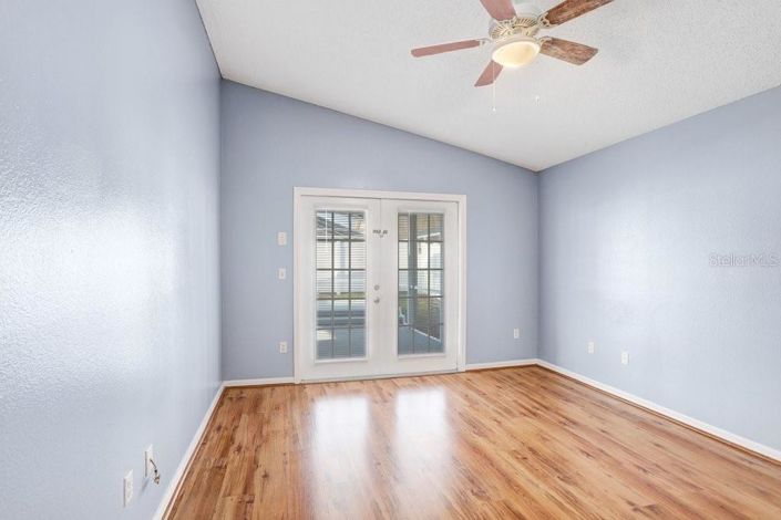 Image No.20-3 Bed Property for sale