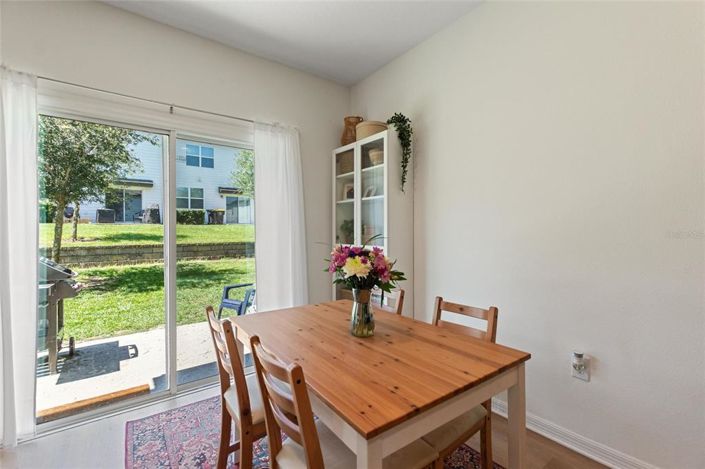 Image No.11-3 Bed Townhouse for sale