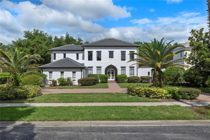 Image No.2-5 Bed Property for sale