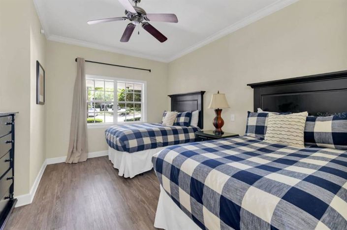 Image No.26-3 Bed Property for sale