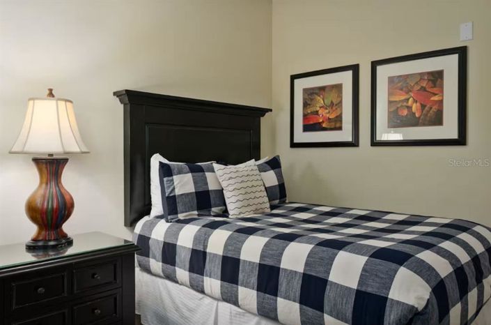 Image No.27-3 Bed Property for sale