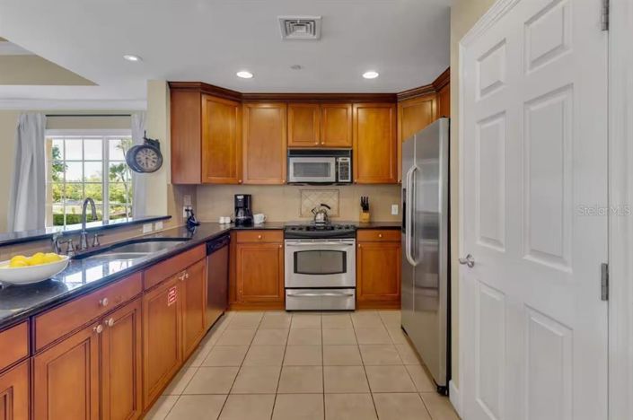 Image No.9-3 Bed Property for sale