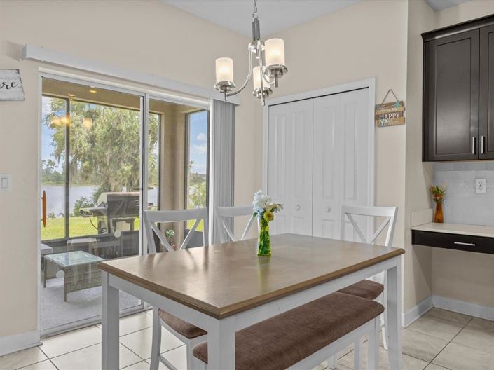 Image No.10-5 Bed Property for sale